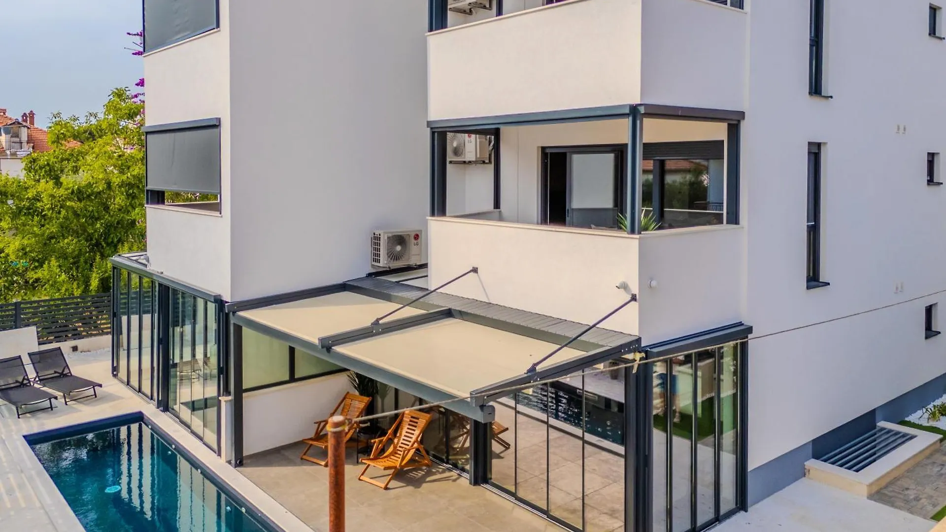 Villa Aurea 0*, Zadar Croatia
