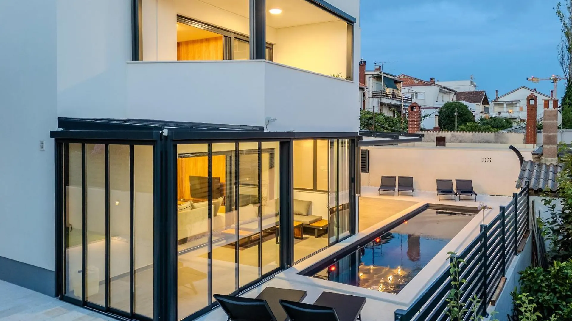 זאדאר Villa Aurea 0*,